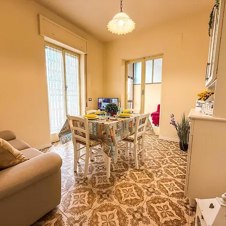 Lejlighed Budapest Apartment, Vista Mare Rif A489