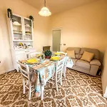 Budapest Apartment, Vista Mare Rif A489 公寓 圣贝内代托-德尔特龙托