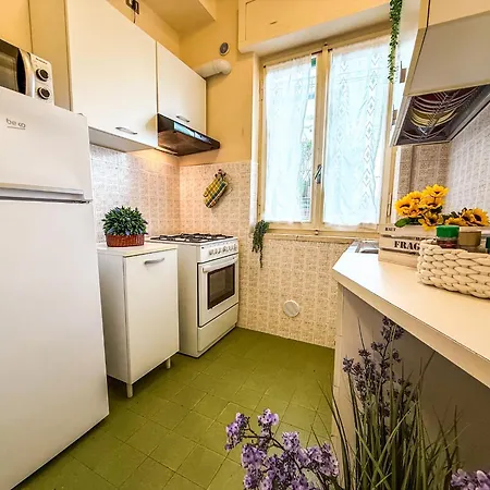 Budapest Apartment, Vista Mare Rif A489 *