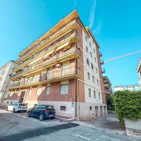 Budapest Apartment, Vista Mare Rif A489 *