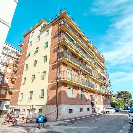 Budapest Apartment, Vista Mare Rif A489 San Benedetto del Tronto